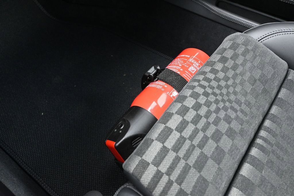 Certified 2026 Porsche 911 GTS RWD image 24