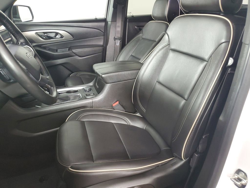 Used 2023 Chevrolet Traverse Premier w/ Redline Edition image 12