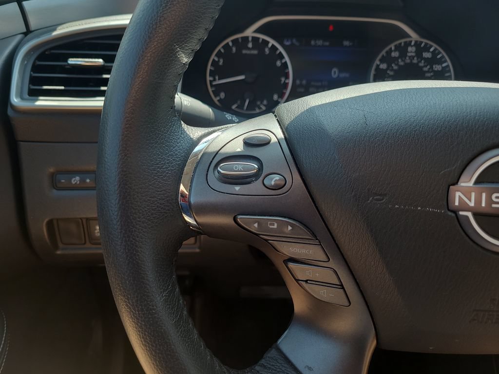 Certified 2024 Nissan Murano SV FWD image 29