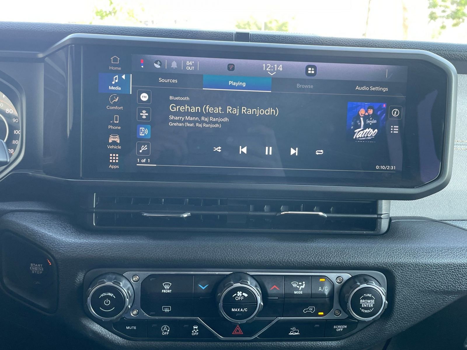 Used 2025 Jeep Wrangler Sport S image 20