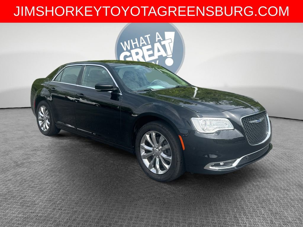 Used 2015 Chrysler 300 Limited w/ Driver Convenience Group