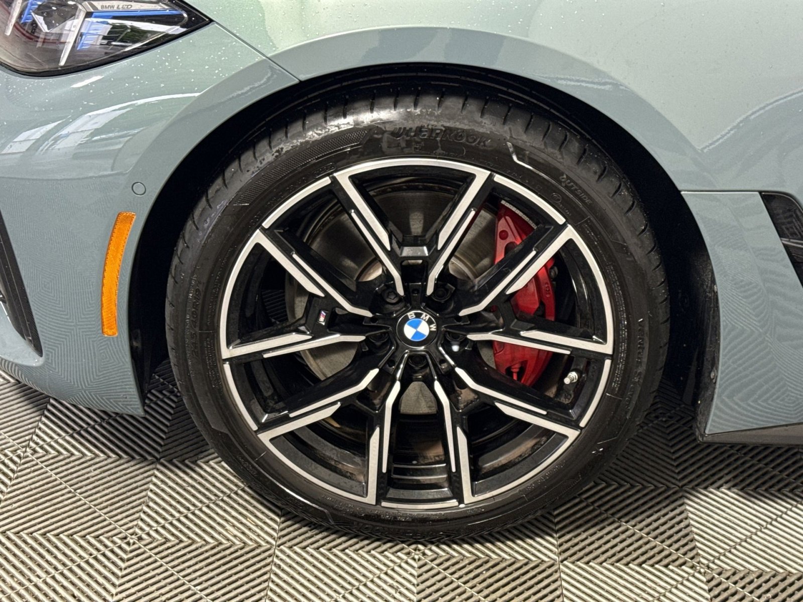 Used 2025 BMW i4 xDrive40i w/ M Sport Package AWD/4WD image 12