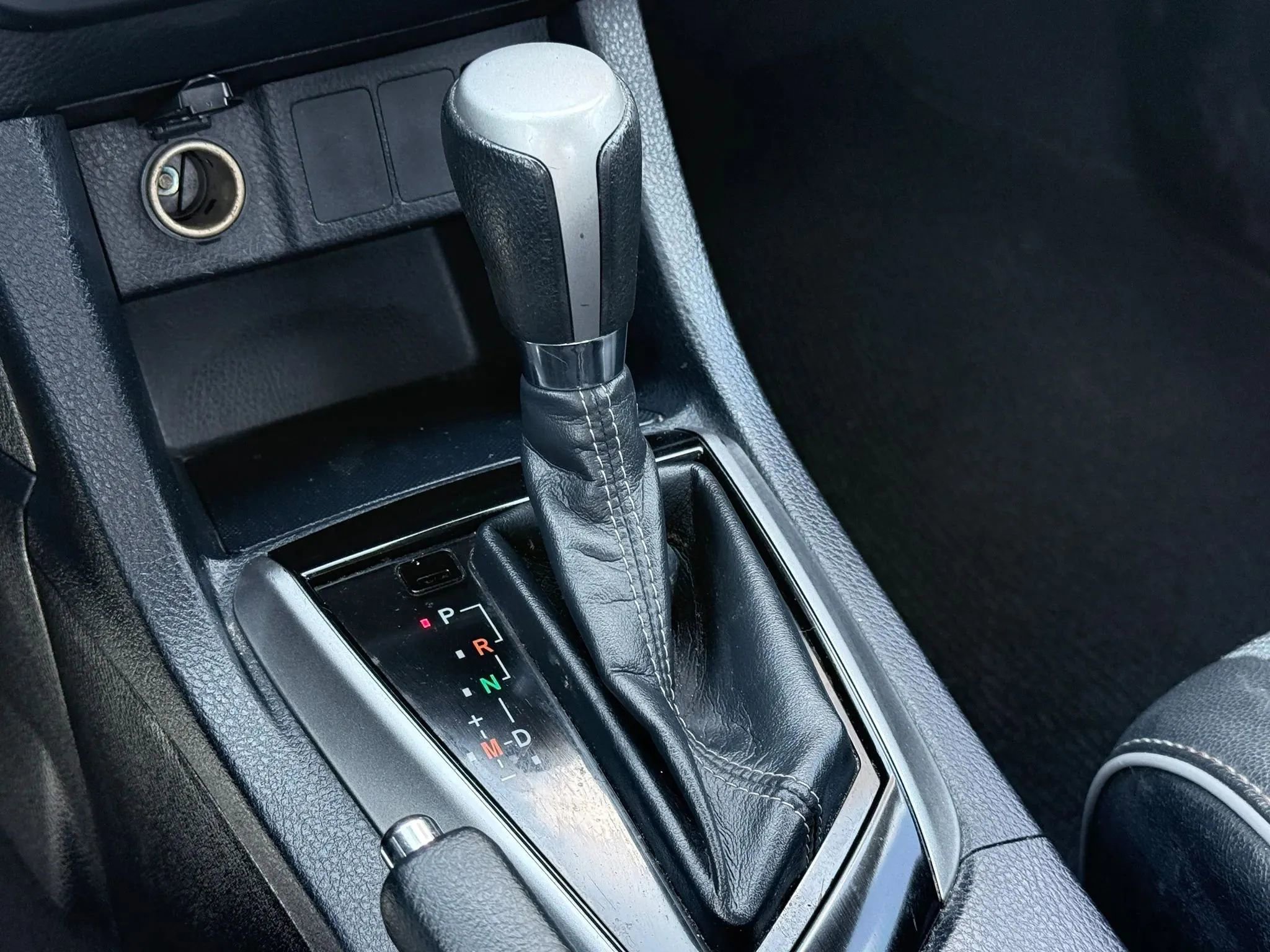 Used 2014 Toyota Corolla S image 26