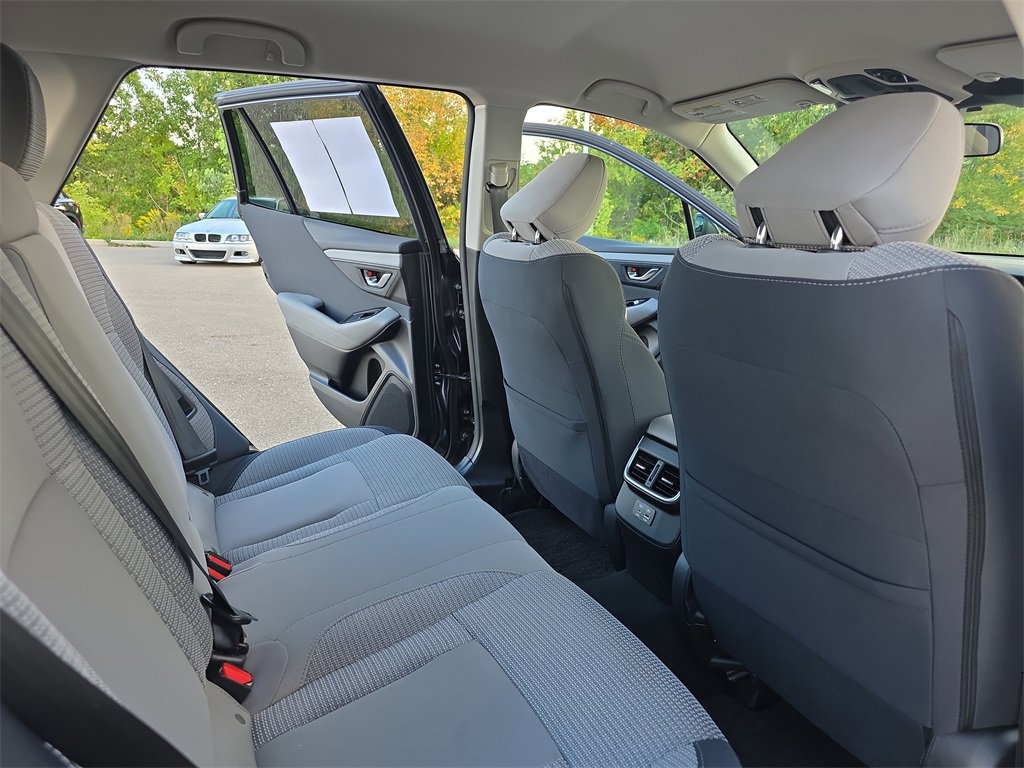 Used 2023 Subaru Outback Premium image 11