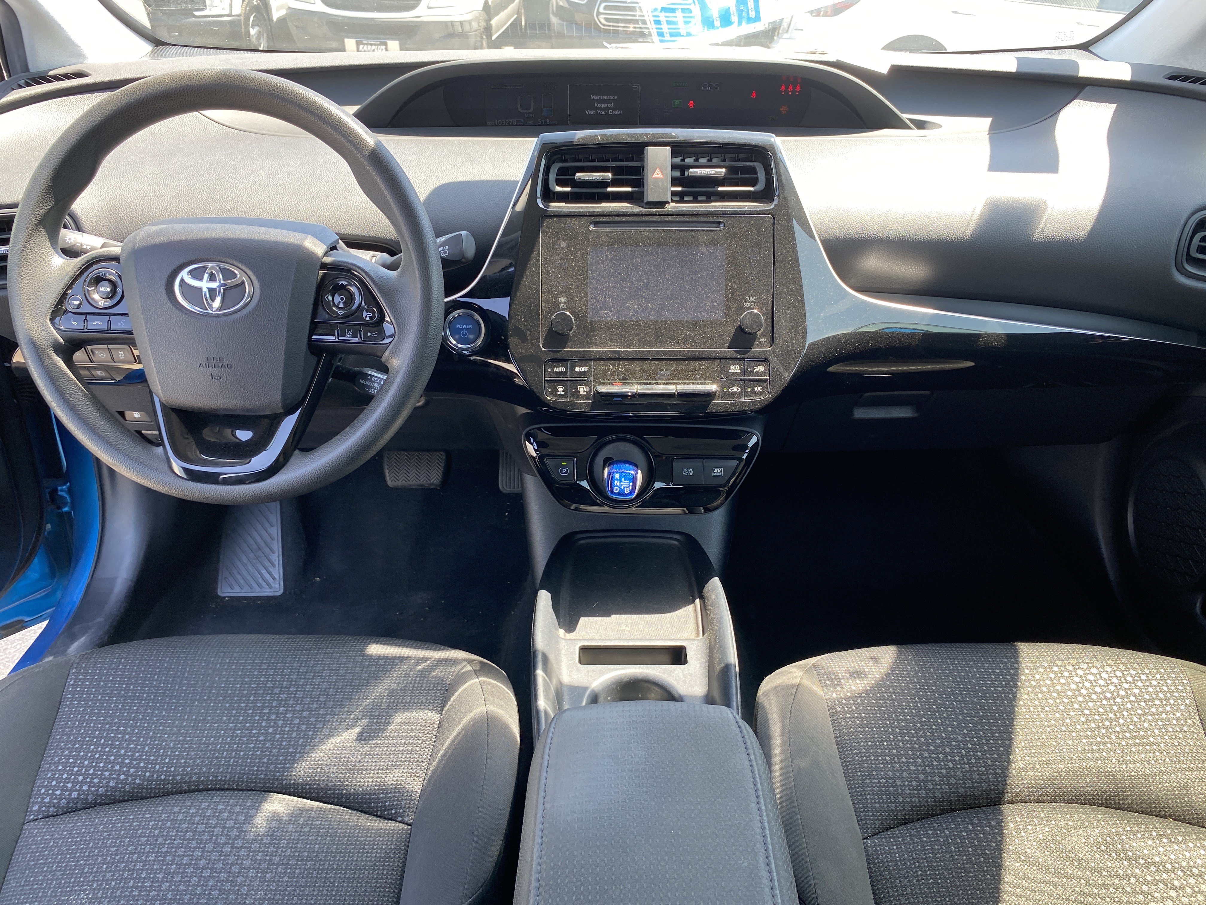 Used 2019 Toyota Prius LE w/ Carpet Mat Package FWD image 18