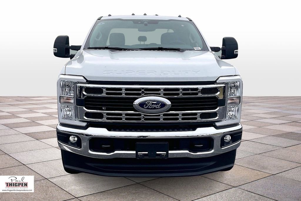 New 2026 Ford F350 XLT w/ FX4 Off-Road Package AWD/4WD image 17