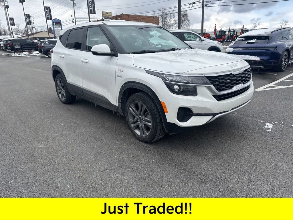 Certified 2023 Kia Seltos LX