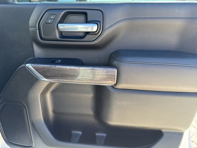 Used 2022 Chevrolet Silverado 2500 LTZ image 25