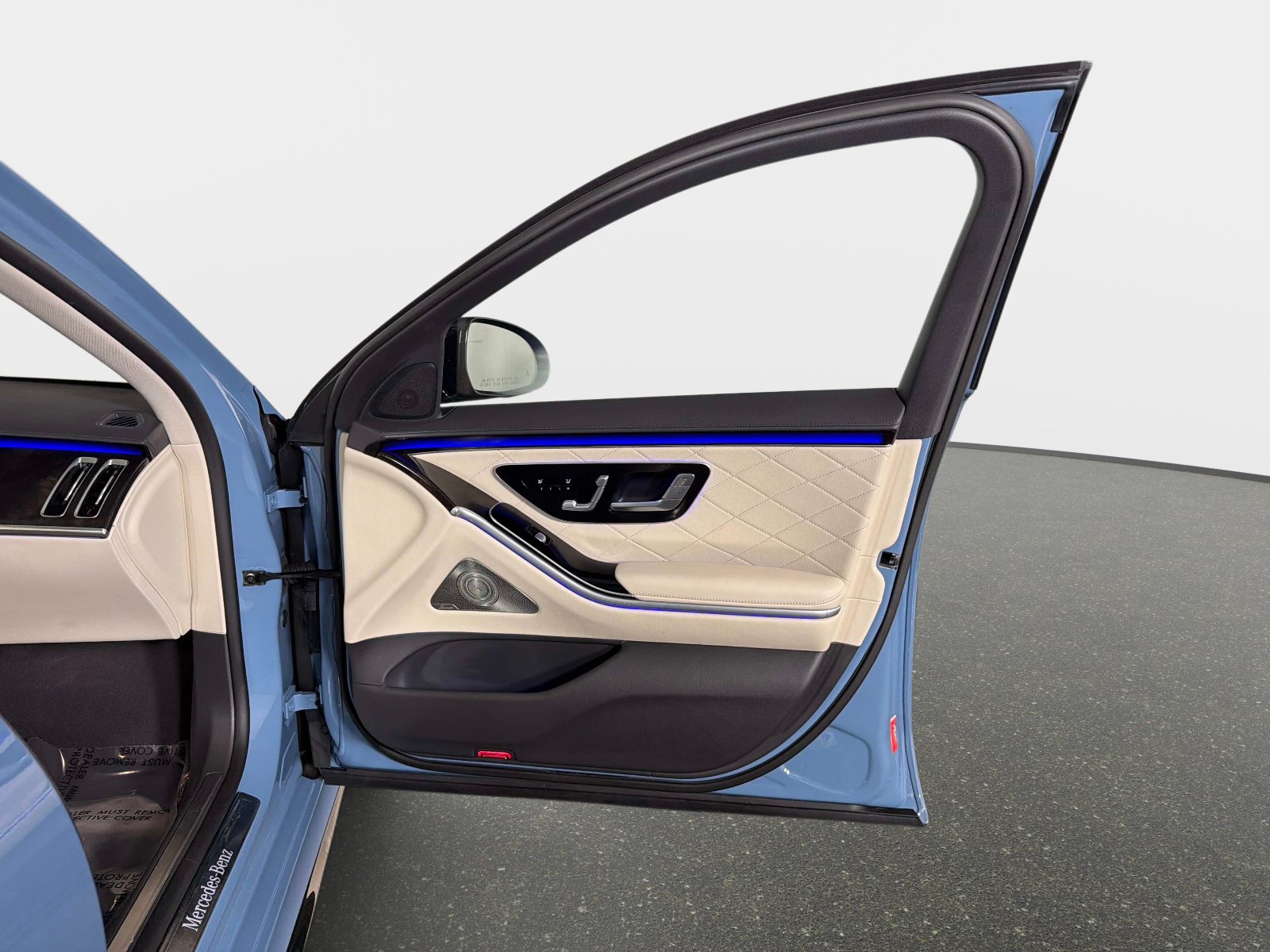Used 2024 Mercedes-Benz S 500 4MATIC image 21