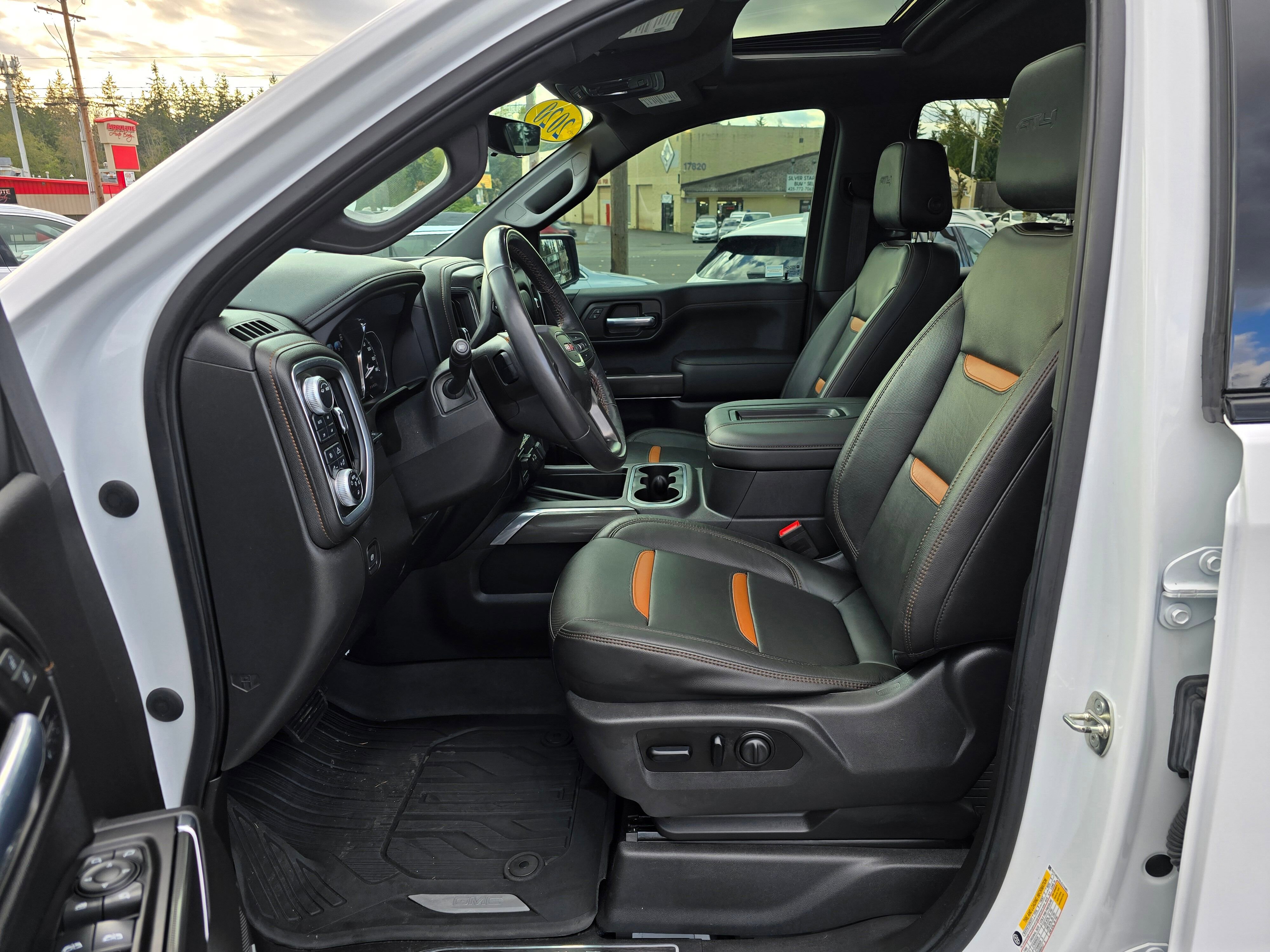 Used 2020 GMC Sierra 1500 AT4 w/ AT4 Premium Package AWD/4WD image 21