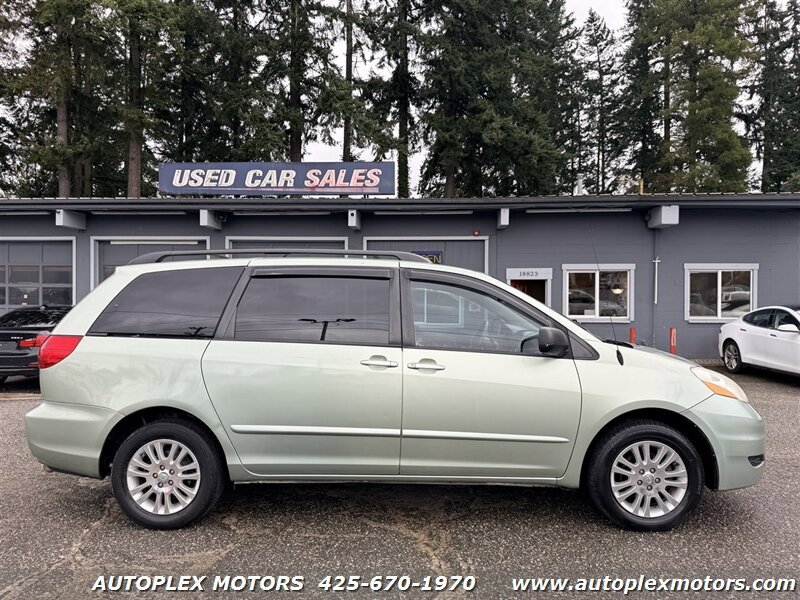 Used 2008 Toyota Sienna LE AWD/4WD image 8
