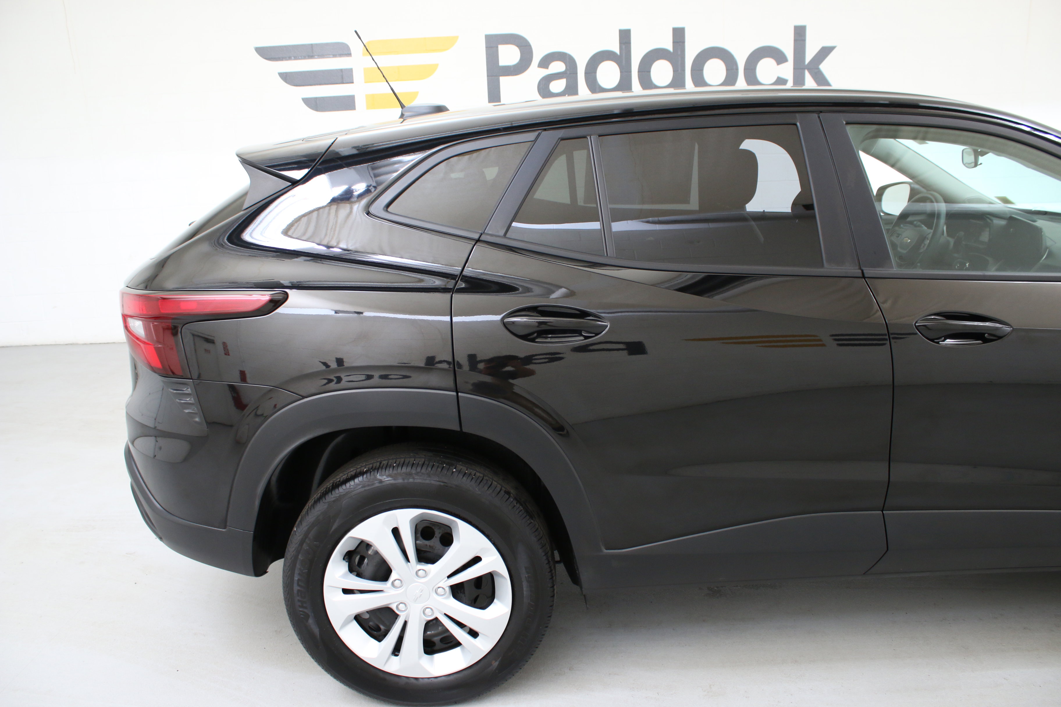 Certified 2025 Chevrolet Trax LS FWD image 10