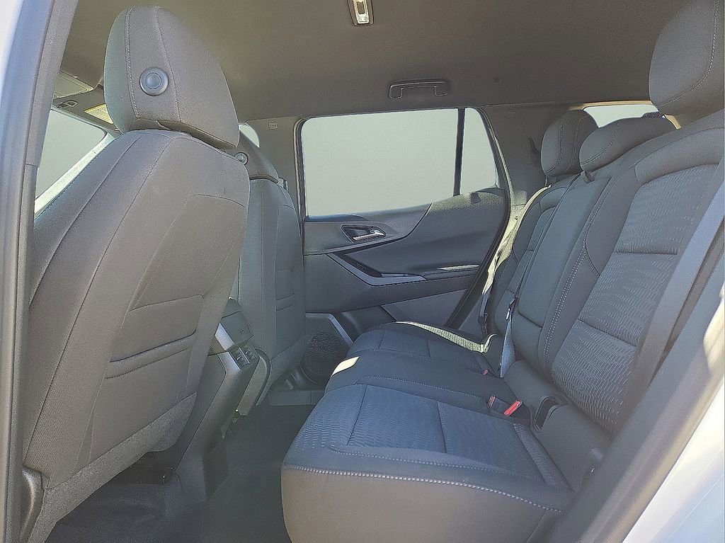 Used 2026 Chevrolet Equinox LT image 14