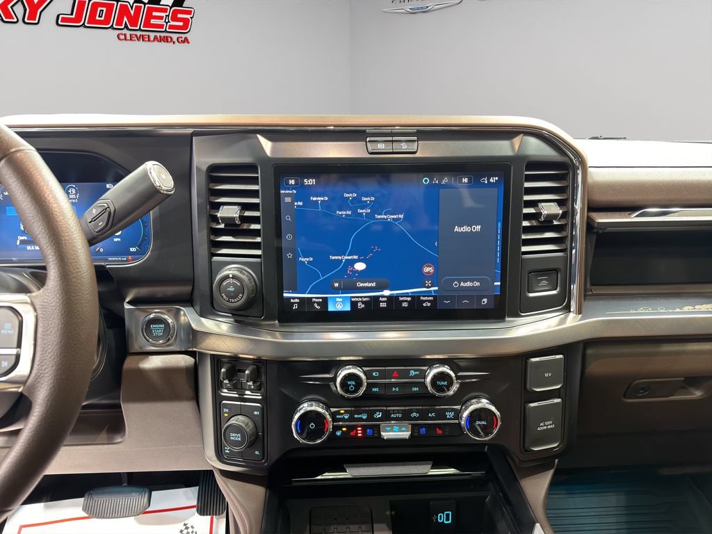 Used 2025 Ford F350 King Ranch w/ Chrome Package AWD/4WD image 32