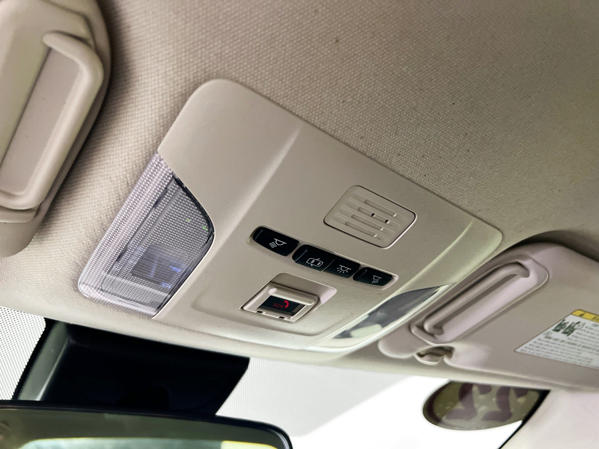 Used 2022 Toyota Corolla LE FWD image 19