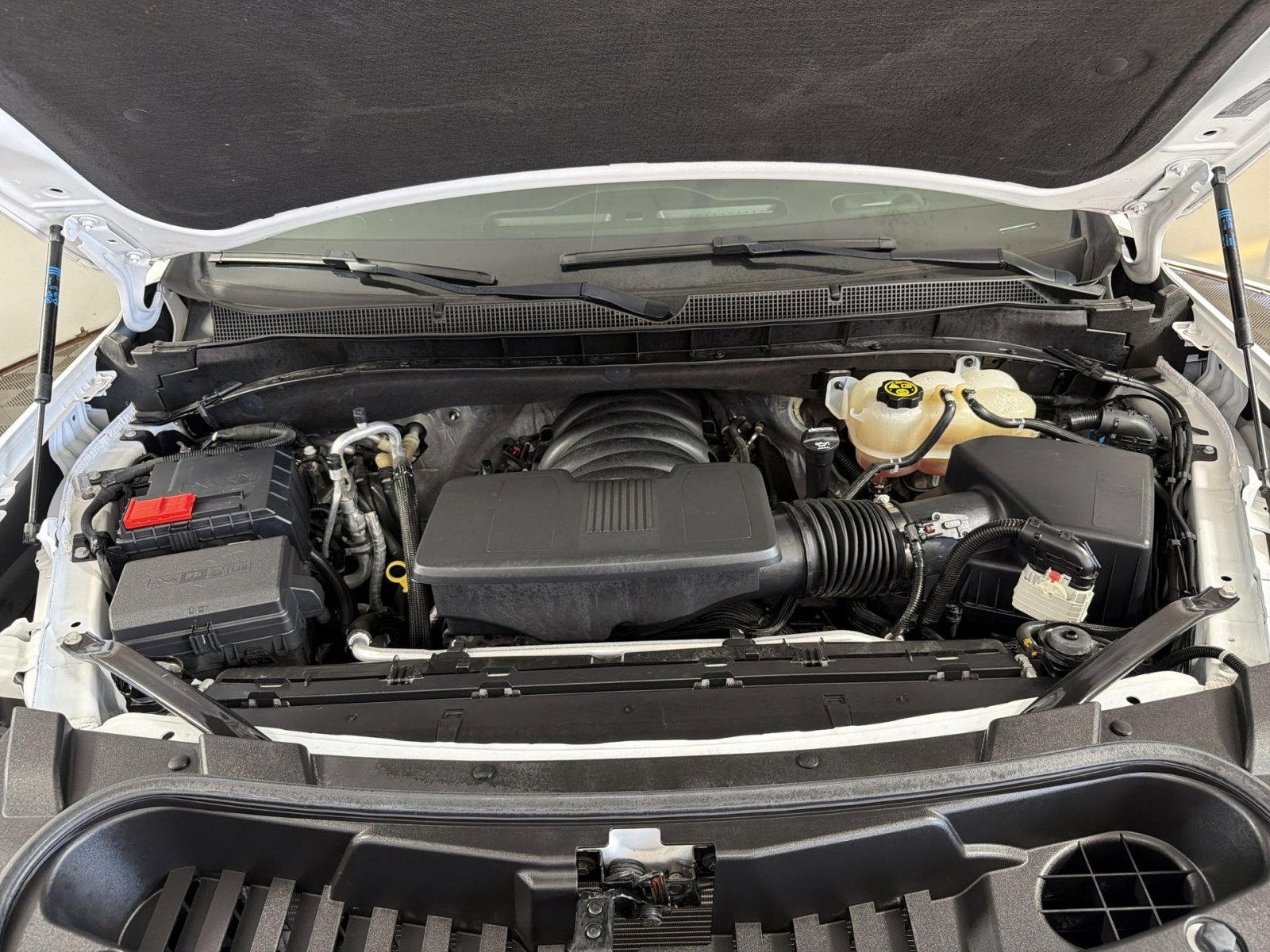 Used 2022 Chevrolet Tahoe Z71 w/ Luxury Package image 29