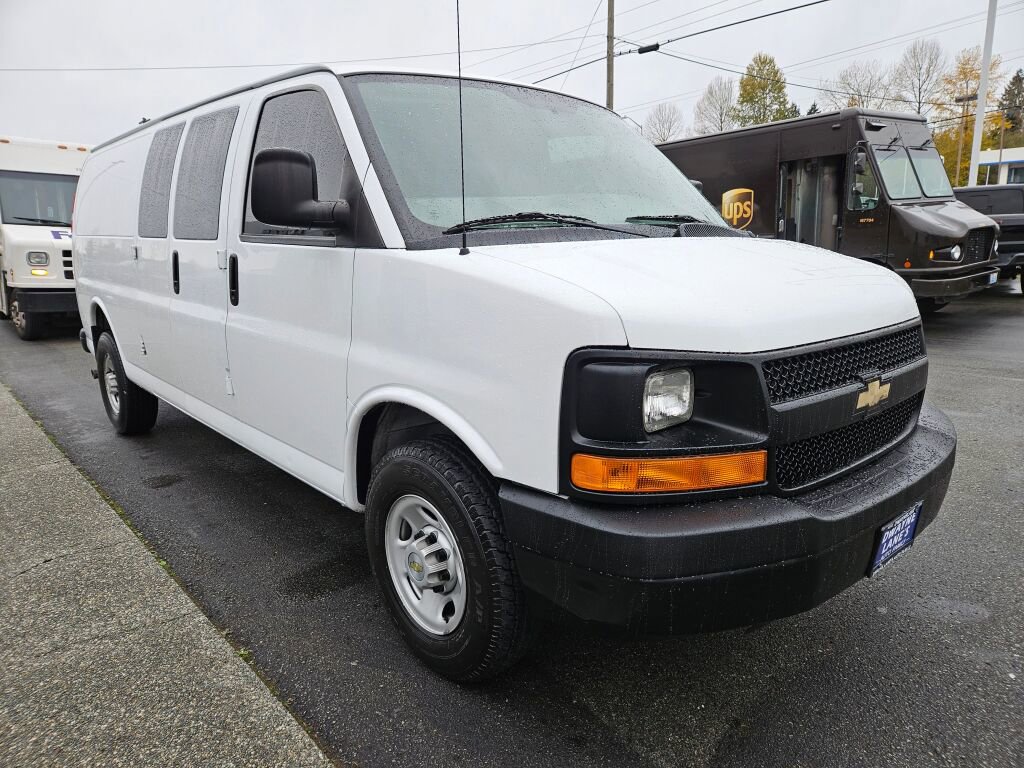 Used 2007 Chevrolet Express 2500 Extended image 6