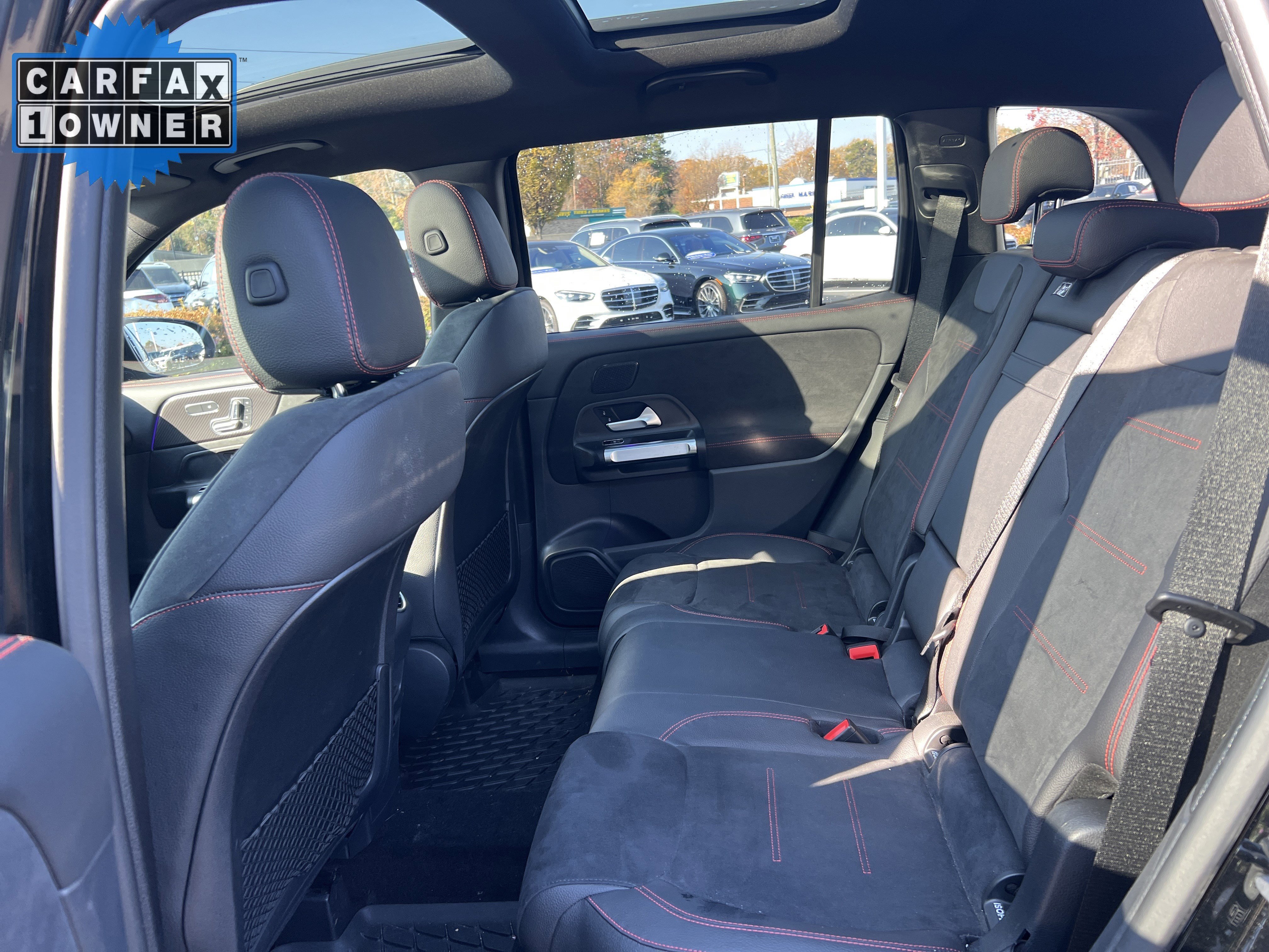 Certified 2024 Mercedes-Benz GLB 250 4MATIC image 33