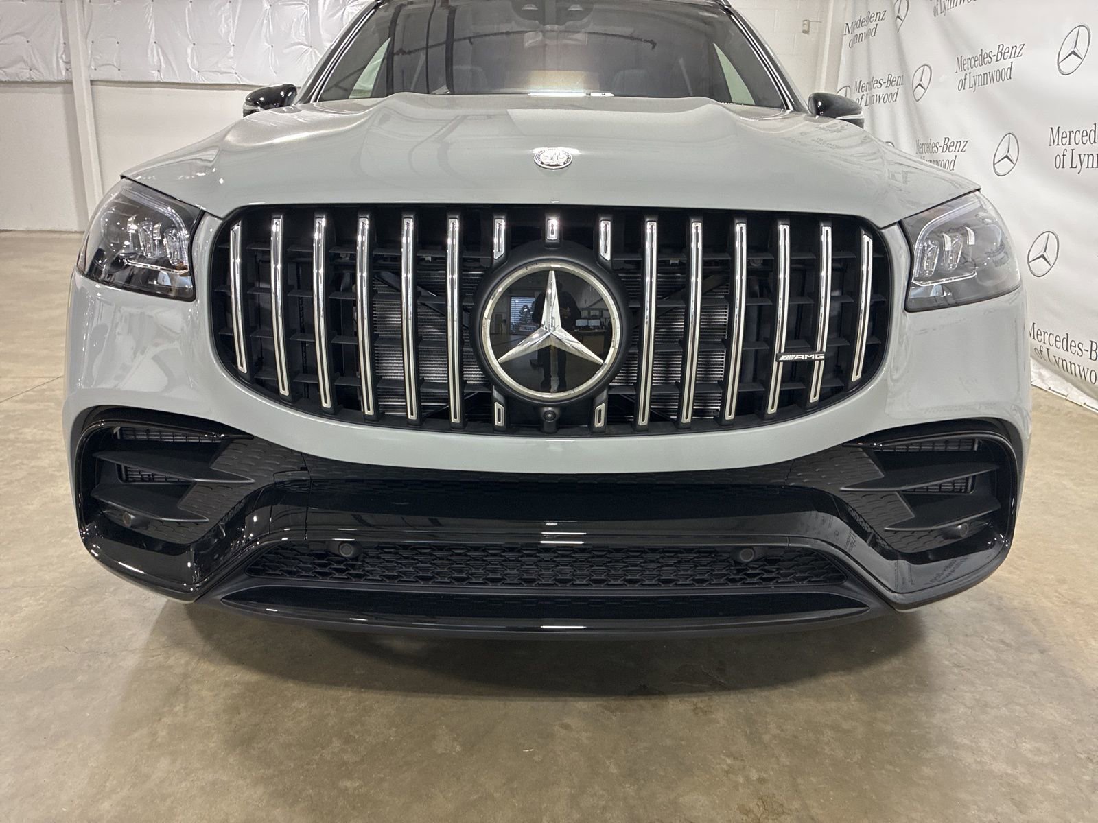 New 2026 Mercedes-Benz GLS 63 AMG 4MATIC image 3