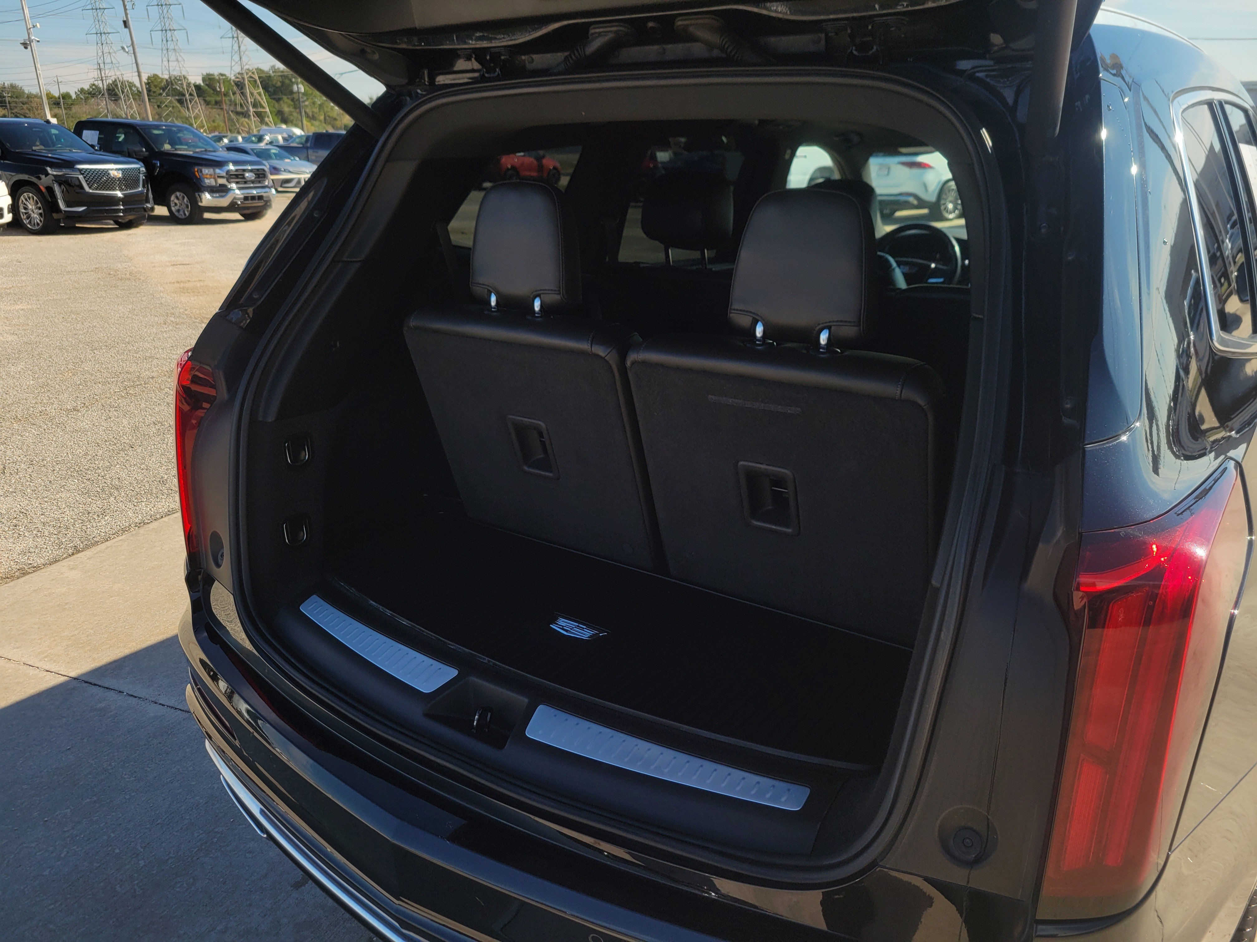 Used 2020 Cadillac XT6 Premium Luxury image 30