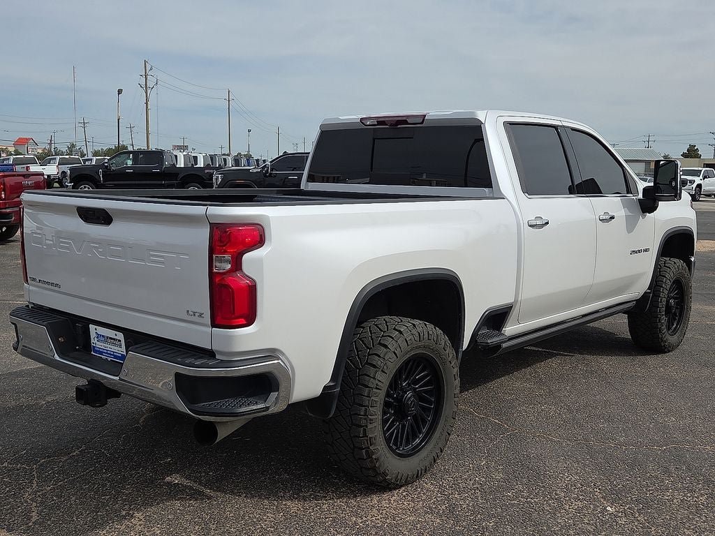 Used 2024 Chevrolet Silverado 2500 LTZ w/ LTZ Premium Package AWD/4WD image 5