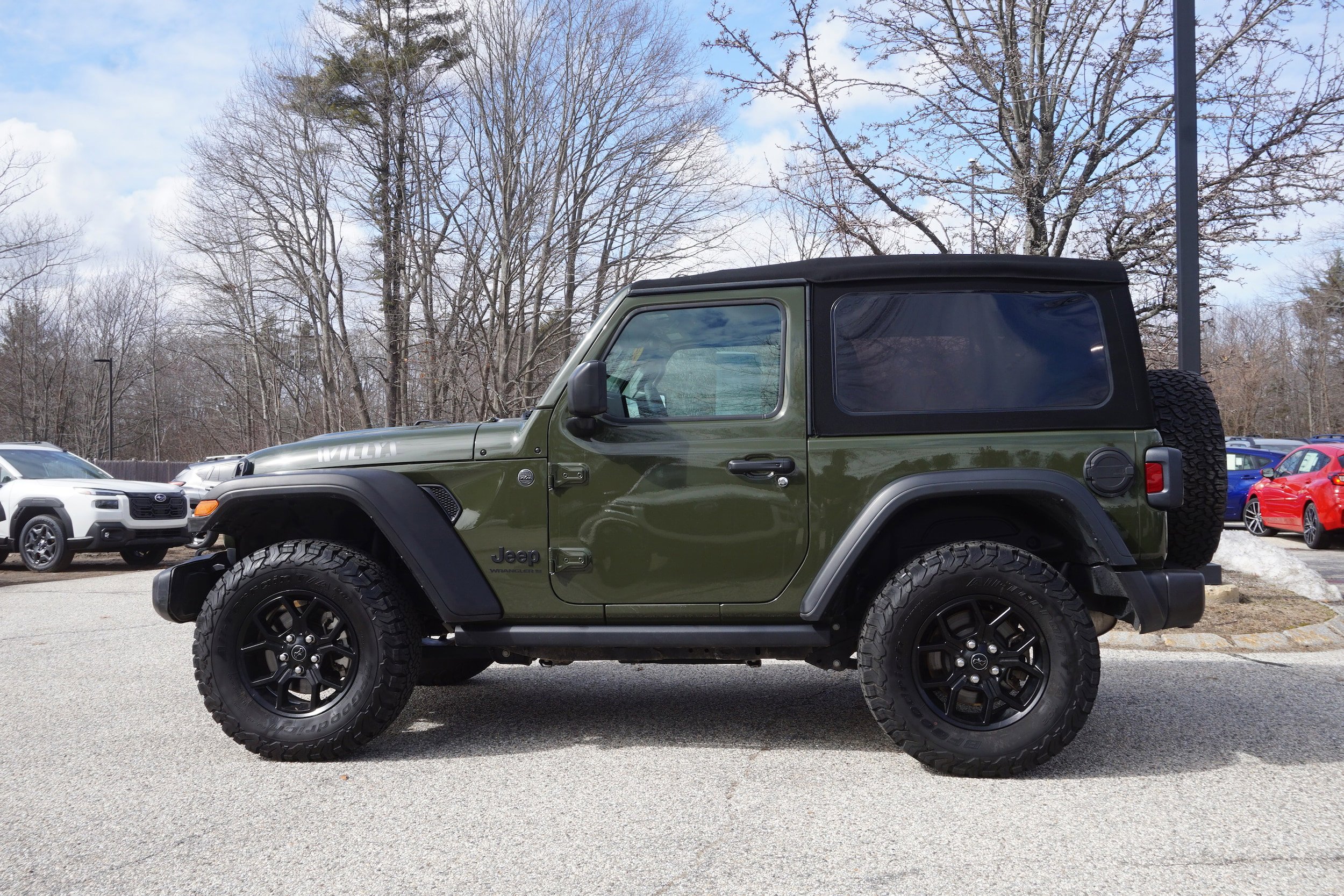 Used 2024 Jeep Wrangler Sport AWD/4WD image 8
