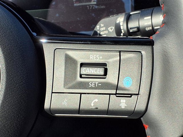 New 2025 Nissan Kicks SR w/ SR Premium Package AWD/4WD image 27