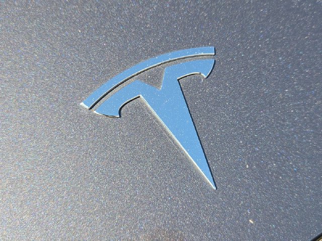 Used 2023 Tesla Model 3 Performance AWD/4WD image 32