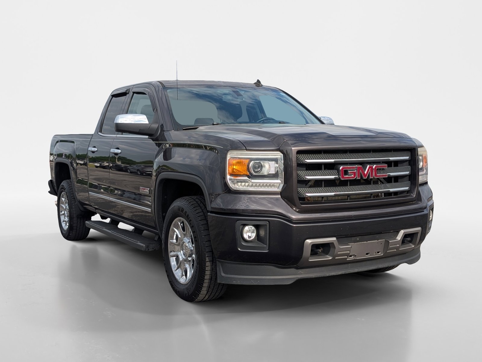 Used 2014 GMC Sierra 1500 SLT w/ All-Terrain Package AWD/4WD image 2