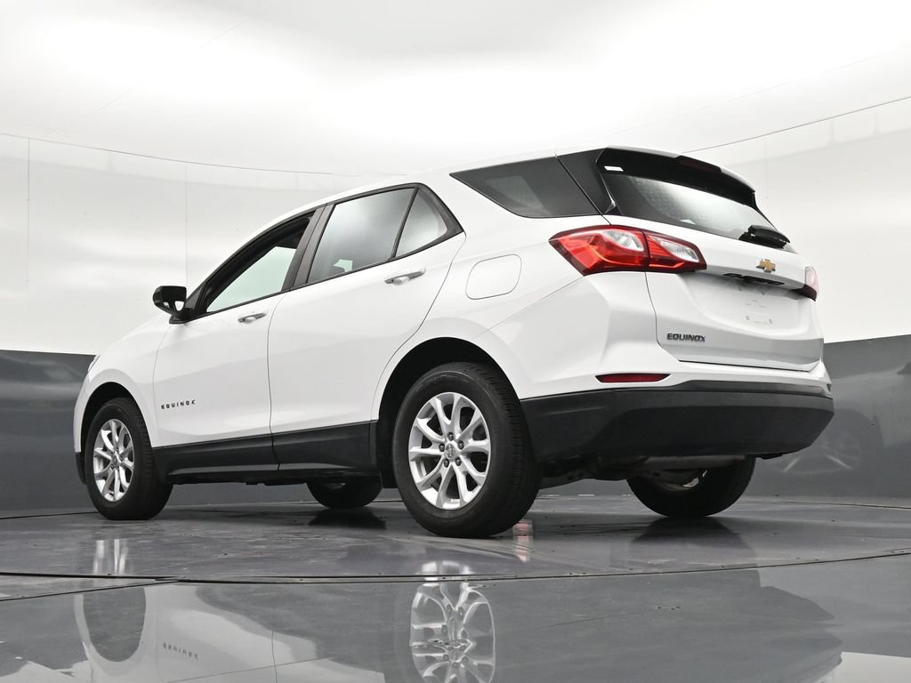 Used 2020 Chevrolet Equinox LS FWD image 24