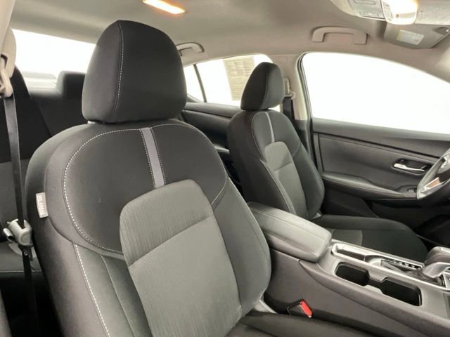 Used 2025 Nissan Sentra SV image 13