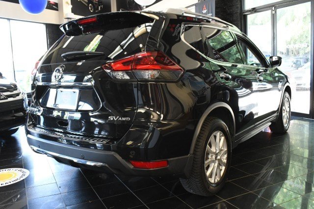 Used 2019 Nissan Rogue SV AWD/4WD image 10