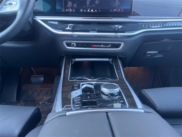 Certified 2024 BMW X7 xDrive40i w/ Premium Package image 11