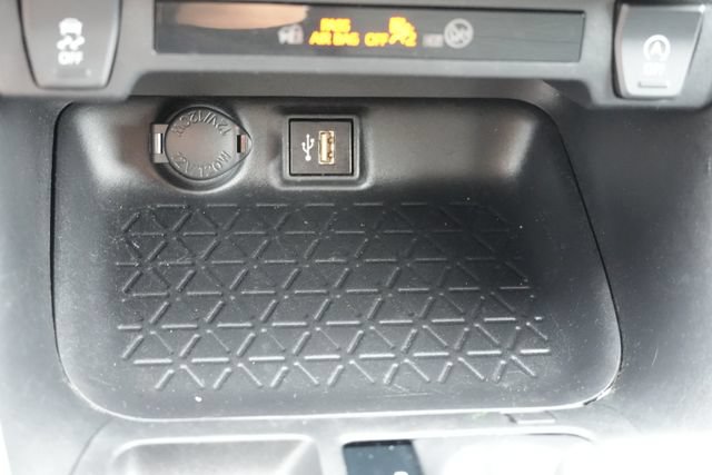 Used 2024 Toyota RAV4 XLE AWD/4WD image 35