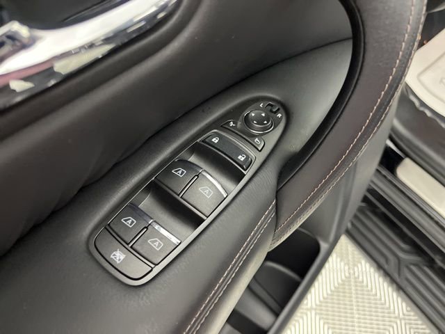 Used 2024 Nissan Armada Platinum w/ Captain's Chairs Package image 35