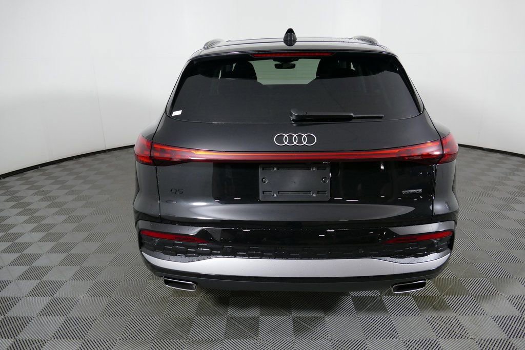 Used 2025 Audi Q5 Premium Plus w/ Premium Plus image 4