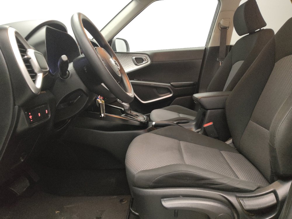 Used 2021 Kia Soul LX image 17
