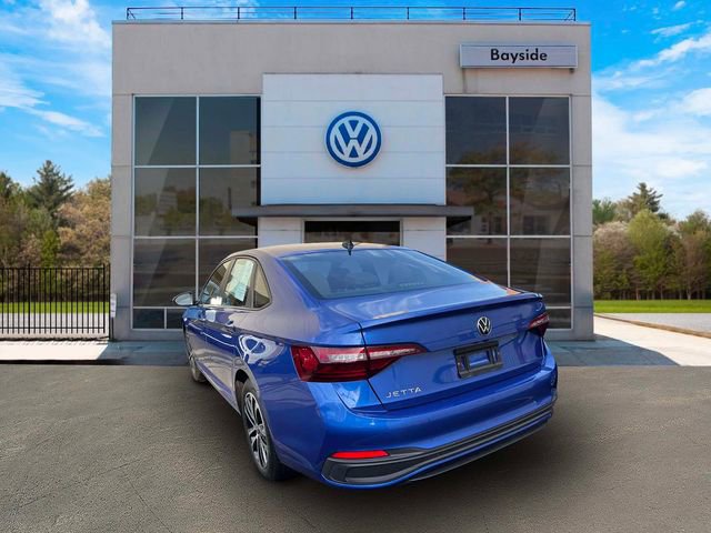 Certified 2022 Volkswagen Jetta Sport image 5
