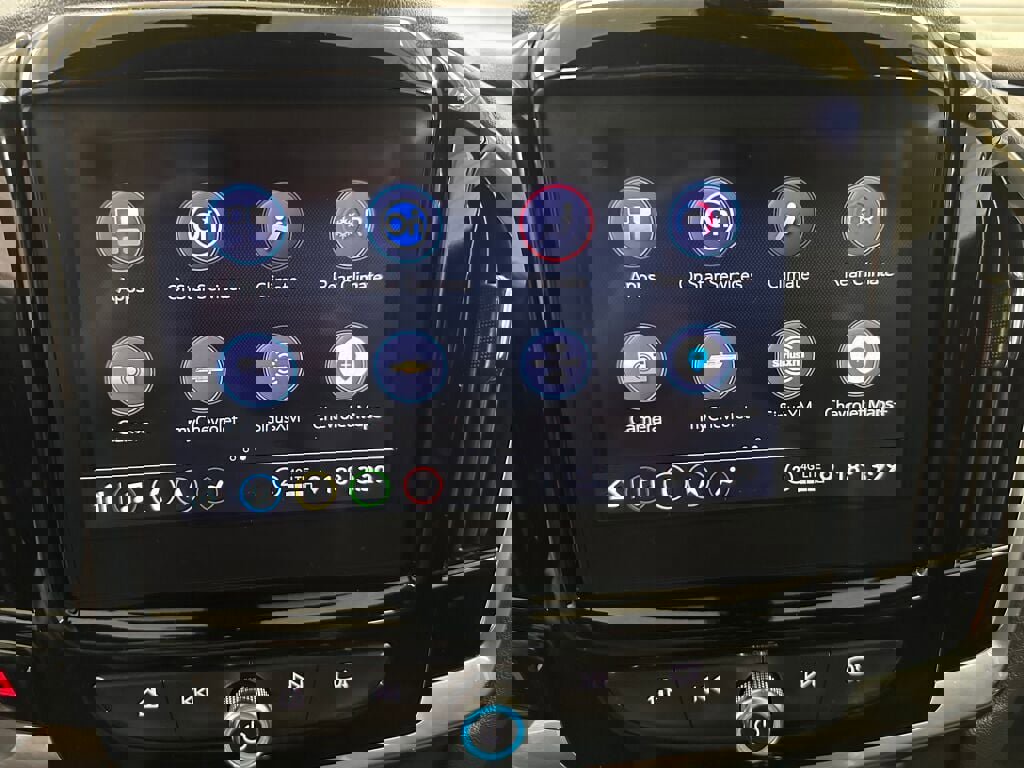 Certified 2023 Chevrolet Traverse RS w/ LPO, Floor Liner Package image 17