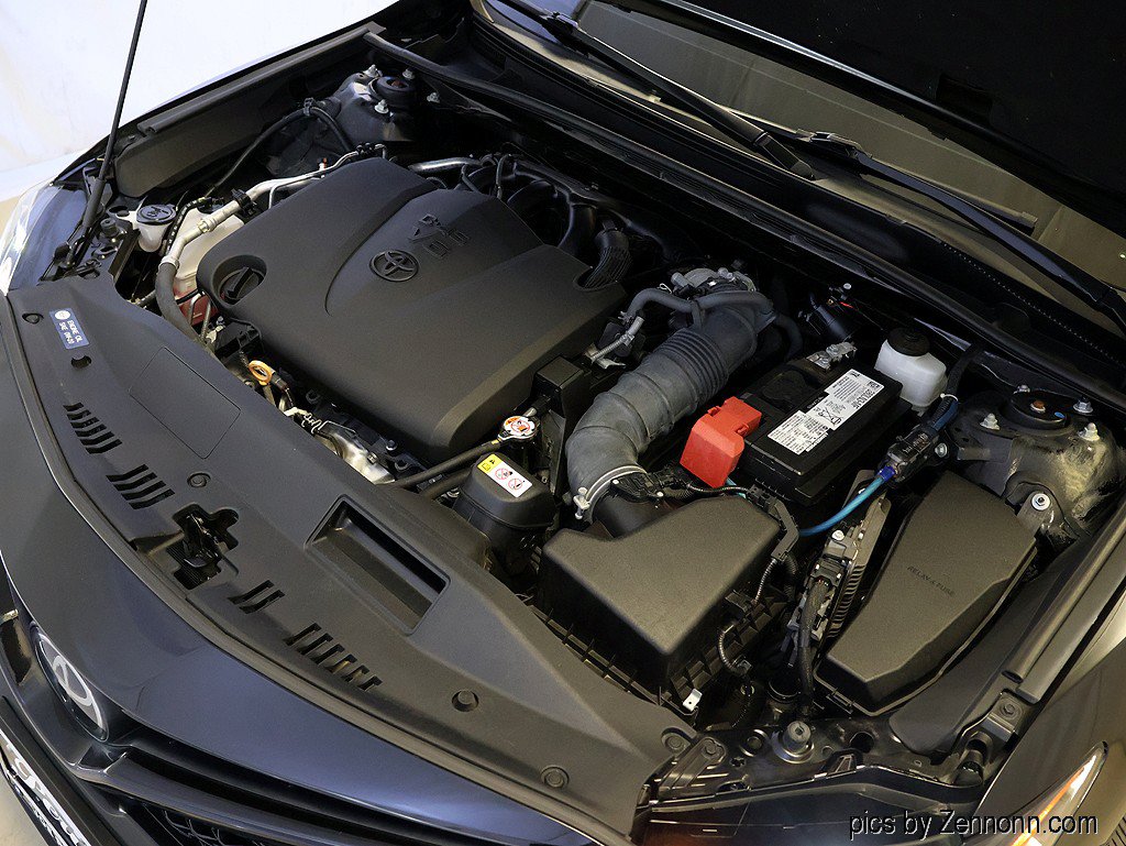 Used 2022 Toyota Camry XSE FWD image 36