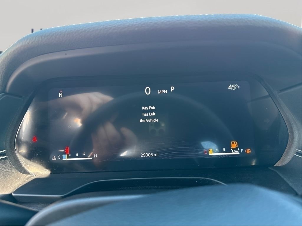 Used 2024 Jeep Grand Cherokee Limited w/ Black Appearance Package image 17