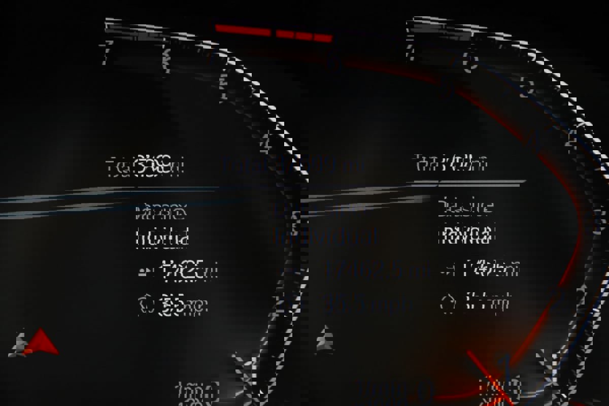 Used 2022 BMW 330i xDrive Sedan w/ M Sport Package image 40