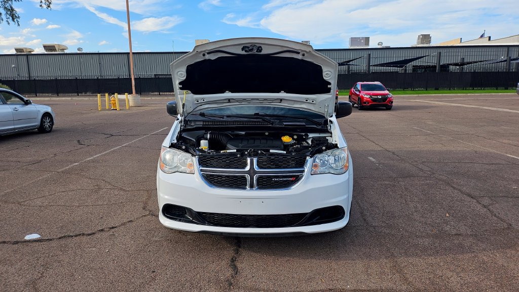 Used 2019 Dodge Grand Caravan SE FWD image 38