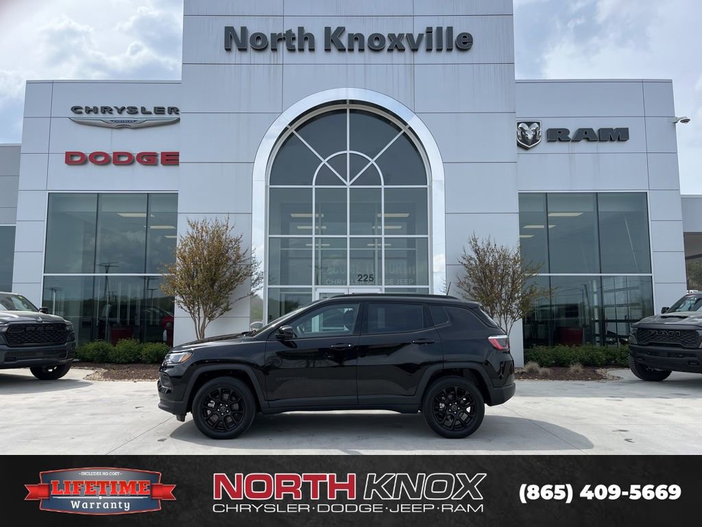 New 2026 Jeep Compass Latitude image 2