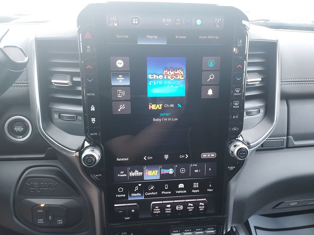 New 2026 RAM 2500 Laramie AWD/4WD image 22