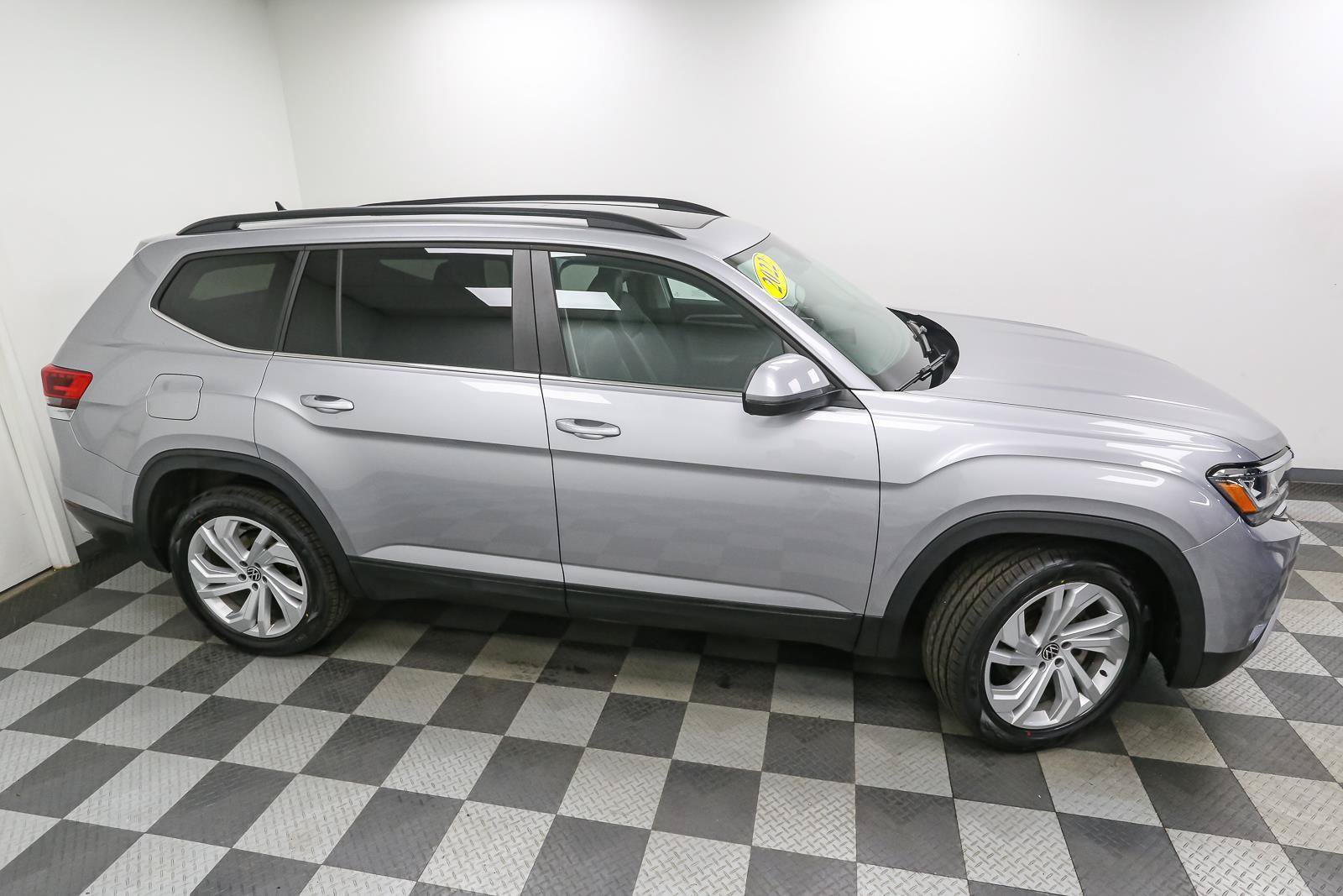 Used 2022 Volkswagen Atlas SE AWD/4WD image 5