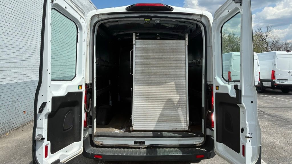 Used 2018 Ford Transit 250 148 Medium Roof w/ Interior Upgrade Package RWD image 22
