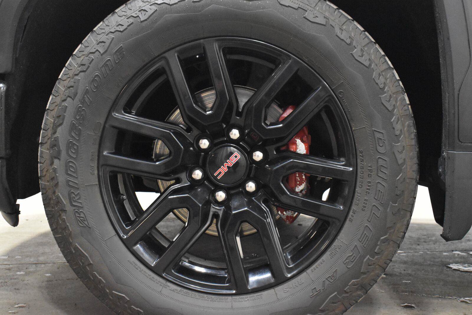 Used 2024 GMC Sierra 1500 Elevation AWD/4WD image 29