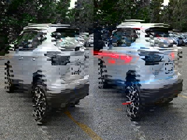 Used 2019 Nissan Rogue Sport SL image 4