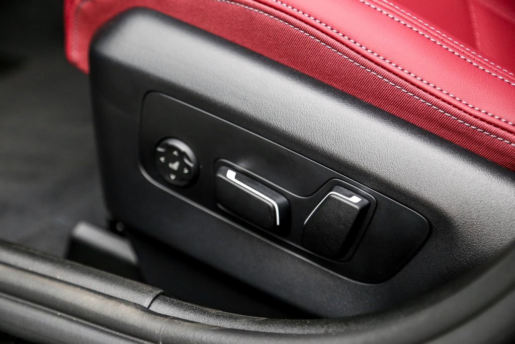 New 2026 BMW 530i xDrive w/ M Sport Package image 21